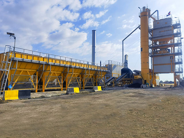 62bd603091a23.jpg 160t固定式瀝青站03.jpg